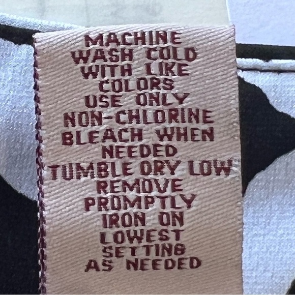 𝅺six DEGREES OF SEPARATION ZEBRA PRINT 3/4 SLEEVE ELASTIC WAIST BLOUSE‎ - Picture 11 of 11